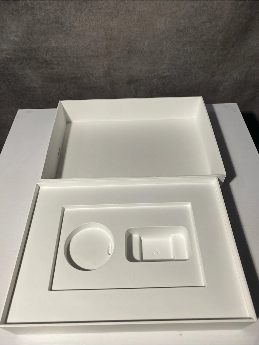 Apple iPad 9th Gen 64GB Wi-Fi Empty Box & Insert Only